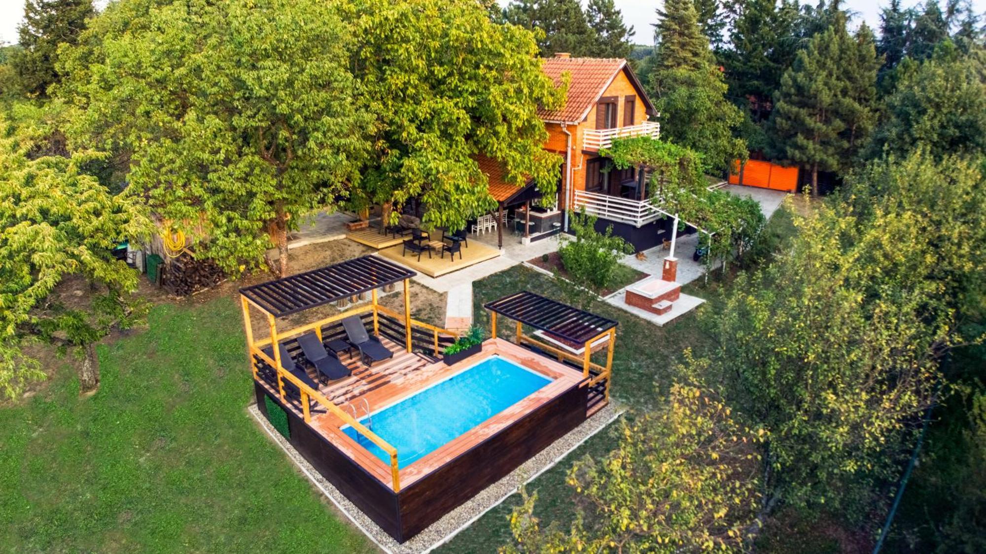 Villa Dijana - Pool, Spa, Outdoor Kitchen Belgrád Kültér fotó